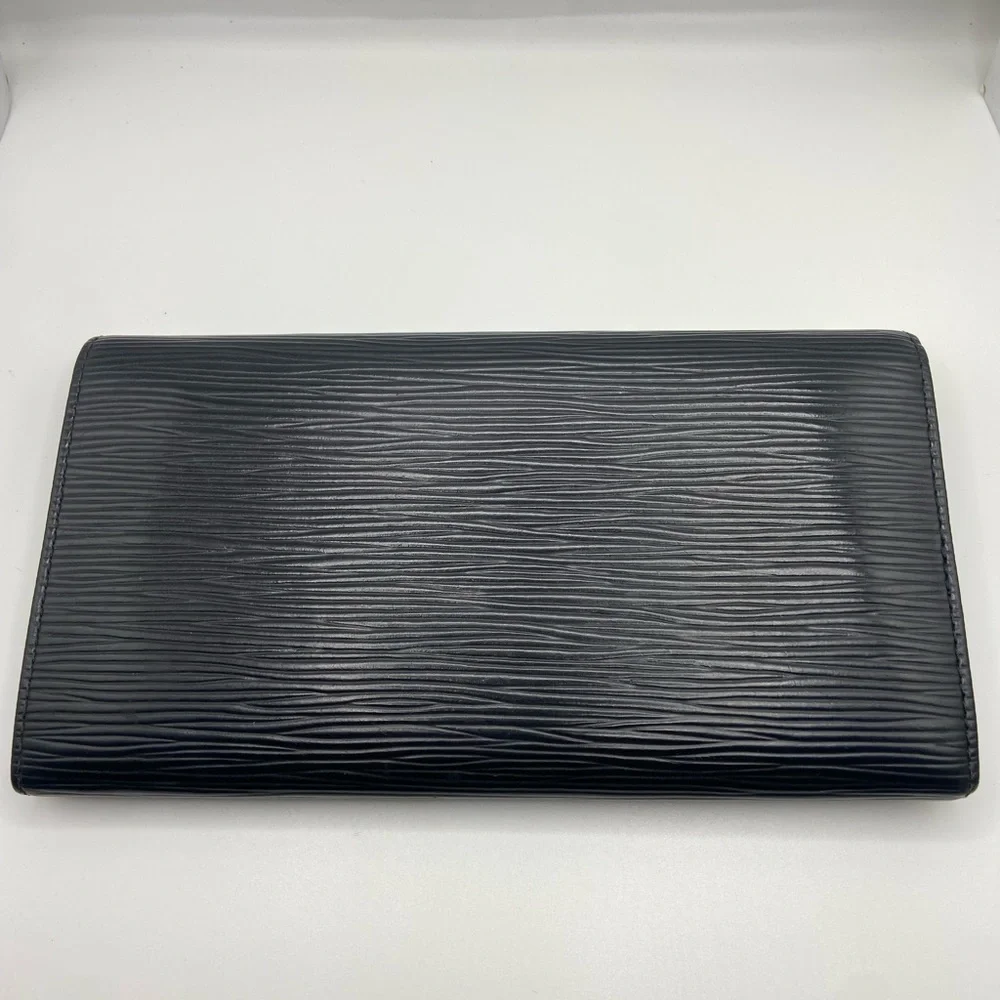 Louis Vuitton Epi Leather Textured Wallet